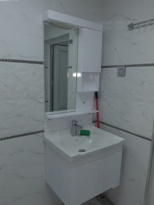 Heydər Əliyev prospektində 6 mərtəbəli yeni tikili evde 3 otaq menzil, -16