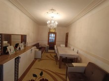 netfçilərdə satılan evlər, -1