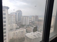 Satılır Yeni Tikili, Xətai.r, Ağ şəhər, Həzi Aslanov.m-8