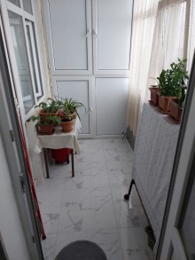 Satılır Yeni Tikili, Xırdalan.ş-17