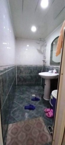 Satılır Köhnə Tikili, Xətai.r-8