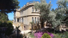 Novxanıda geniş yaşıllıq zonası olan hovuzlu villa satılır, -1