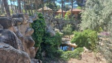 Novxanıda geniş yaşıllıq zonası olan hovuzlu villa satılır, -18