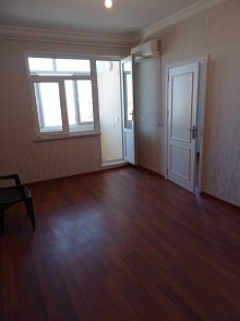 Satılır Köhnə Tikili, Binəqədi.r, 7-ci mikrorayon, Dərnəgül.m-1