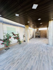 Mərdəkanda 7 sotda travetinlə üzlənmiş villa, -4