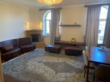 Satılır Köhnə Tikili, Nəsimi.r, 28 May.m-1