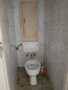 Satılır Köhnə Tikili, Xətai.r-8