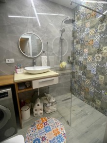 Xətai Parkda 2 otaqlı təmirli mənzil satılır, -7
