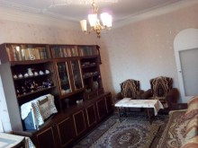 Satılır Köhnə Tikili, Xətai.r-2