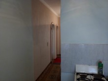 Satılır Köhnə Tikili, Xətai.r-4