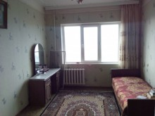 Satılır Köhnə Tikili, Xətai.r-8