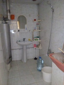 Satılır Köhnə Tikili, Xətai.r-20
