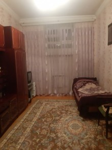 3 otaqli kohne tikili ev satisi Badamdar q, -6
