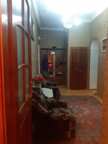 3 otaqli kohne tikili ev satisi Badamdar q, -8