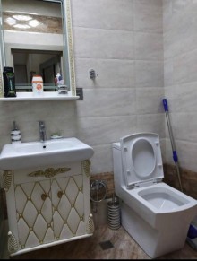 Satılır Köhnə Tikili, Xətai.r, Xətai.m-8