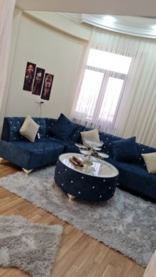 Satılır Yeni Tikili, Abşeron.r-1