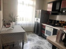Satılır Köhnə Tikili, Səbail.r, Sahil.m-11