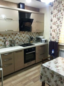 Kirayə (Aylıq) Köhnə Tikili, Yasamal.r, Elmlər Akademiyası.m-4