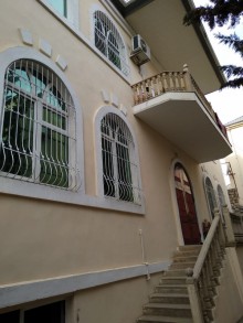 Satılır Həyət evi, Binəqədi.r, 8-ci mikrorayon-9