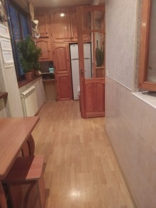 Satılır Köhnə Tikili, Xətai.r, Həzi Aslanov.m-5