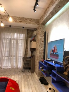 Satılır Yeni Tikili, Nərimanov.r, Gənclik.m-14