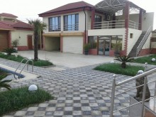 suvalanda denize yaxin 1-ci sirada bag evi, -12
