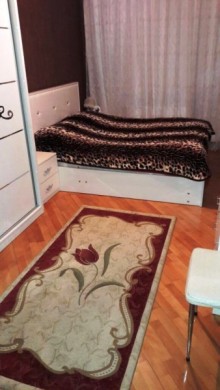 Kirayə (Aylıq) Yeni Tikili, Yasamal.r, Elmlər Akademiyası.m-7