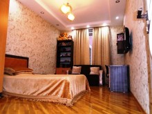 Kirayə (Aylıq) Yeni Tikili, Yasamal.r, Elmlər Akademiyası.m-5