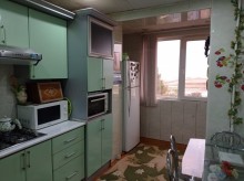 Satılır Köhnə Tikili, Xətai.r-1