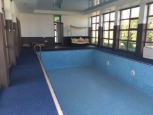 denizin yaninda, 3 mərtəbəli, bahalı mebellərlə tam təmin olunmuş villa, -15
