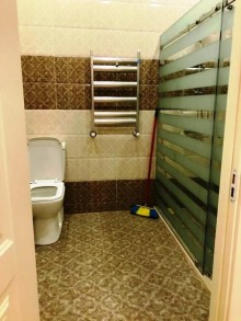 Satılır Yeni Tikili, Yasamal.r, Elmlər Akademiyası.m-18