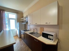 Kirayə (Aylıq) Yeni Tikili, Nəsimi.r, 28 May.m-4