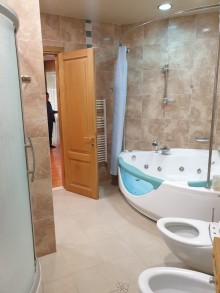 Satılır Yeni Tikili, Yasamal.r, Elmlər Akademiyası.m-17