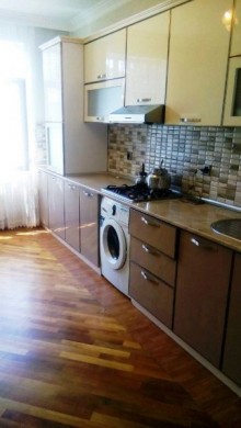 Kirayə (Aylıq) Köhnə Tikili, Yasamal.r, 20 Yanvar.m-10