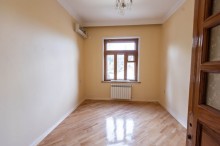 Kirayə (Aylıq) Villa, Səbail.r, Badamdar-4