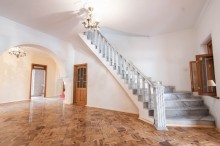 Kirayə (Aylıq) Villa, Səbail.r, Badamdar-16