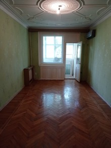 Kirayə (Aylıq) Köhnə Tikili, Binəqədi.r, 8-ci mikrorayon, Azadlıq.m-4