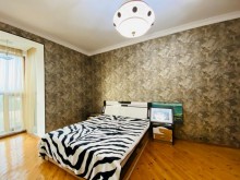 Gülçülük savxozunda 26 sot torpaq sahesinde insa edilmis 2 mertebe + mansarli villa, -15