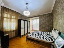 Gülçülük savxozunda 26 sot torpaq sahesinde insa edilmis 2 mertebe + mansarli villa, -17