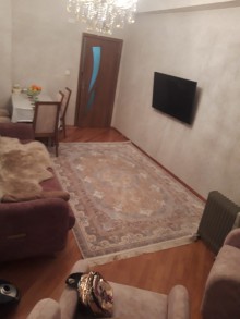 Satılır Yeni Tikili, Xırdalan.ş-1