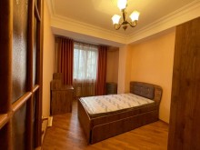 Satılır Yeni Tikili, Nərimanov.r-12