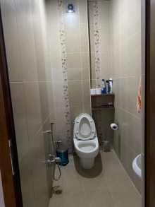 Satılır Yeni Tikili, Yasamal.r-5