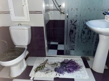 3 otaqli kohne bina evi Hazi Aslonov q., -13