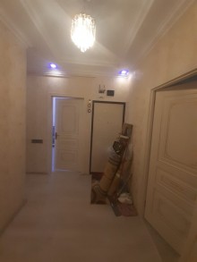 hazi aslanovda 2 otaqli kohne bina evi, -11