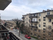 badamdarda 3 otaqli köhnə mənzillər sebayil r., -10