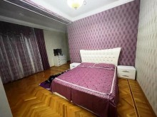 Nizami metrosunun yanında 12/5 mərtəbəli yeni tikili binada 4 otaqli ev, -5
