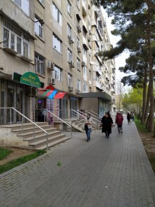 Məzahir Rüstəmov küçəsində Əhmədli metrosu yaxınlığında obyekt kiraye verilir, -2