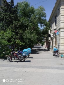 Qarayevde 3 otaqli kohne menziller, -3