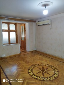 Qarayevde 3 otaqli kohne menziller, -8