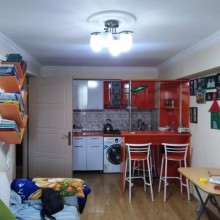 genclikde 2 otaqli kohne tikili ev, -6
